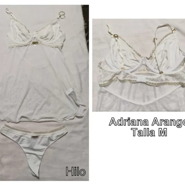 Conjunto de vestido y braga, blancos.