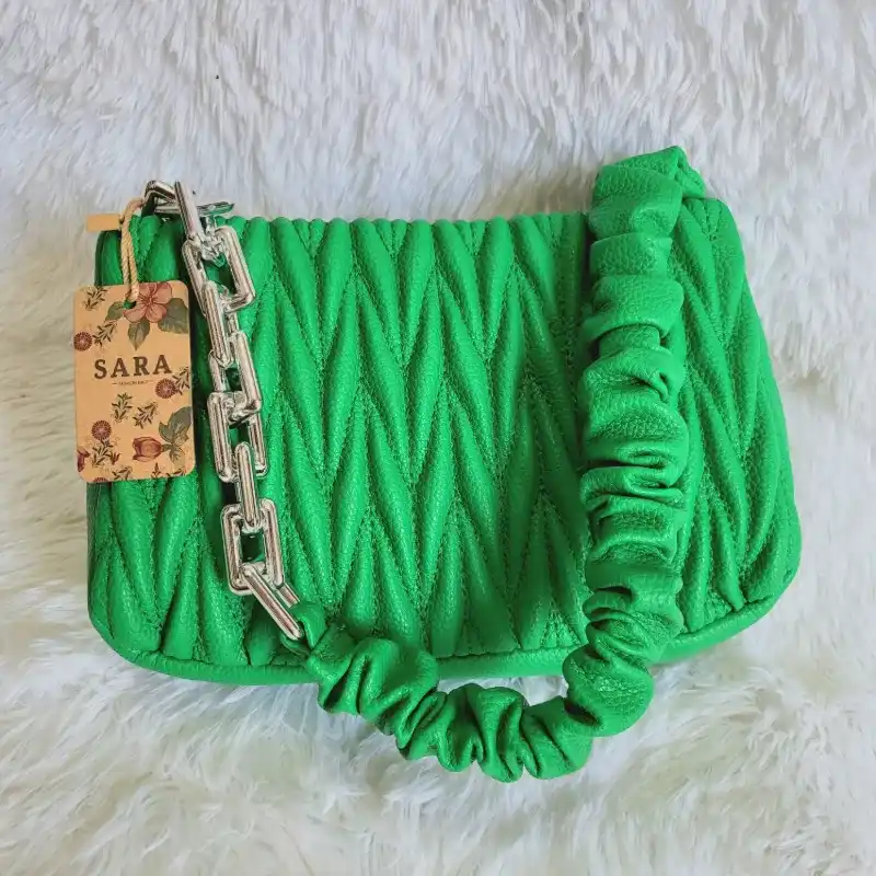 Cartera verde