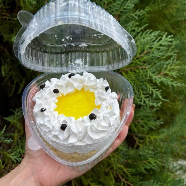 Minitarta de piña colada y nata