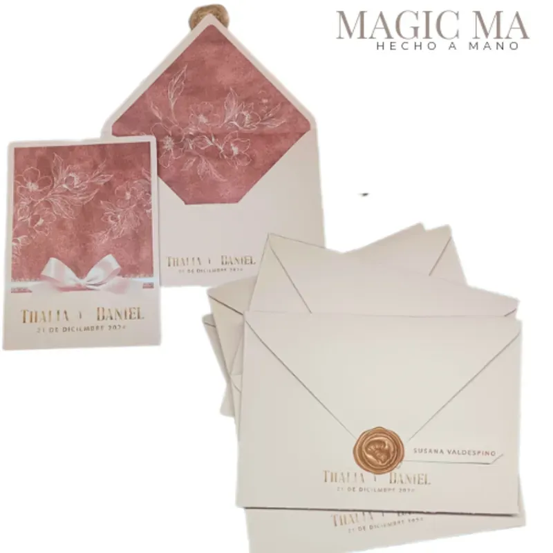 INVITACIONES CON CIERRE DE CILICONA