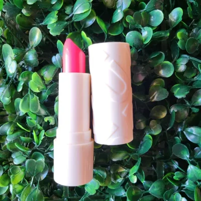 Labial rosa de barra