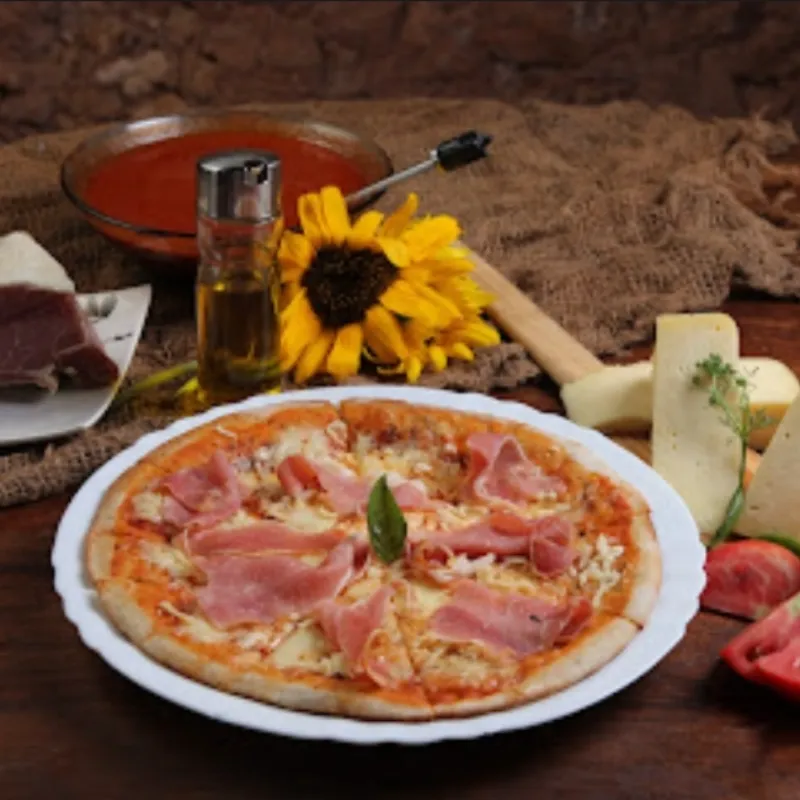 Pizza Prosciutto Crudo