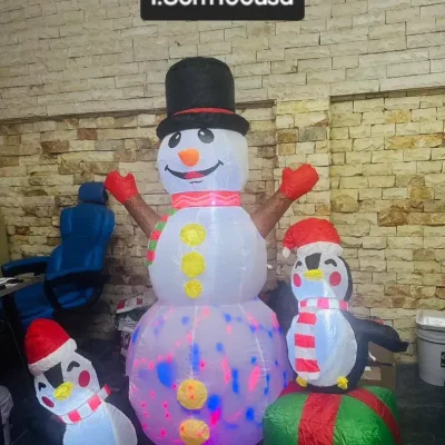 Muñeco navideño inflable