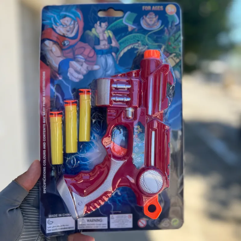 Pistilo de juguete para niño