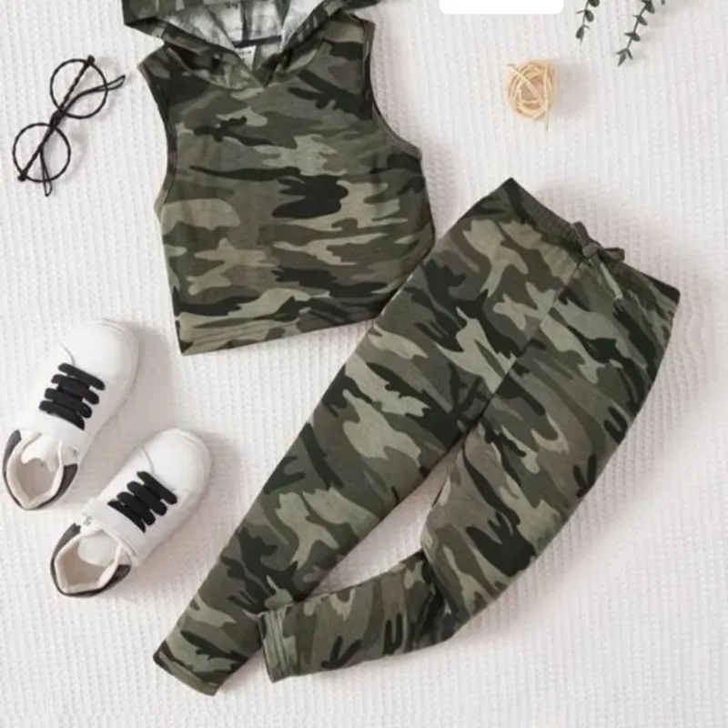 Conjunto de camuflaje para niña