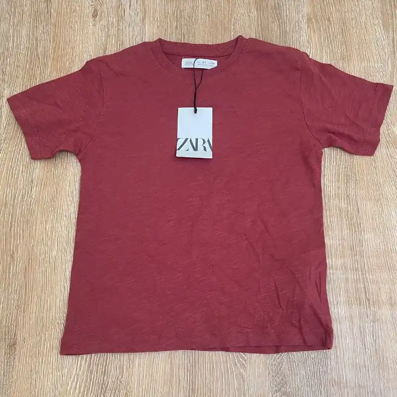 Pulóver básico color rojo