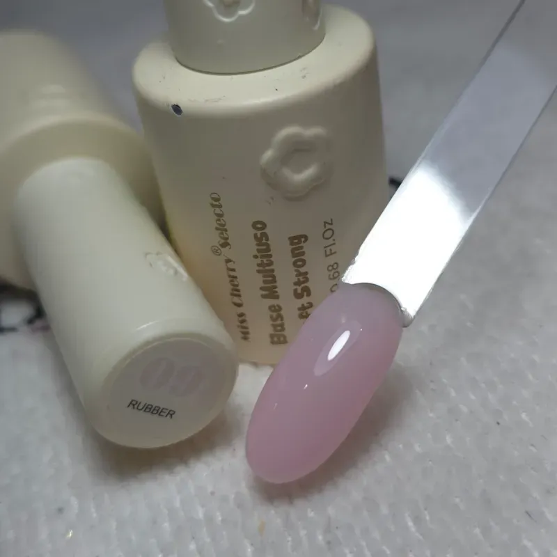 Base Multiuso Soft Strong #9 Miss Cherry