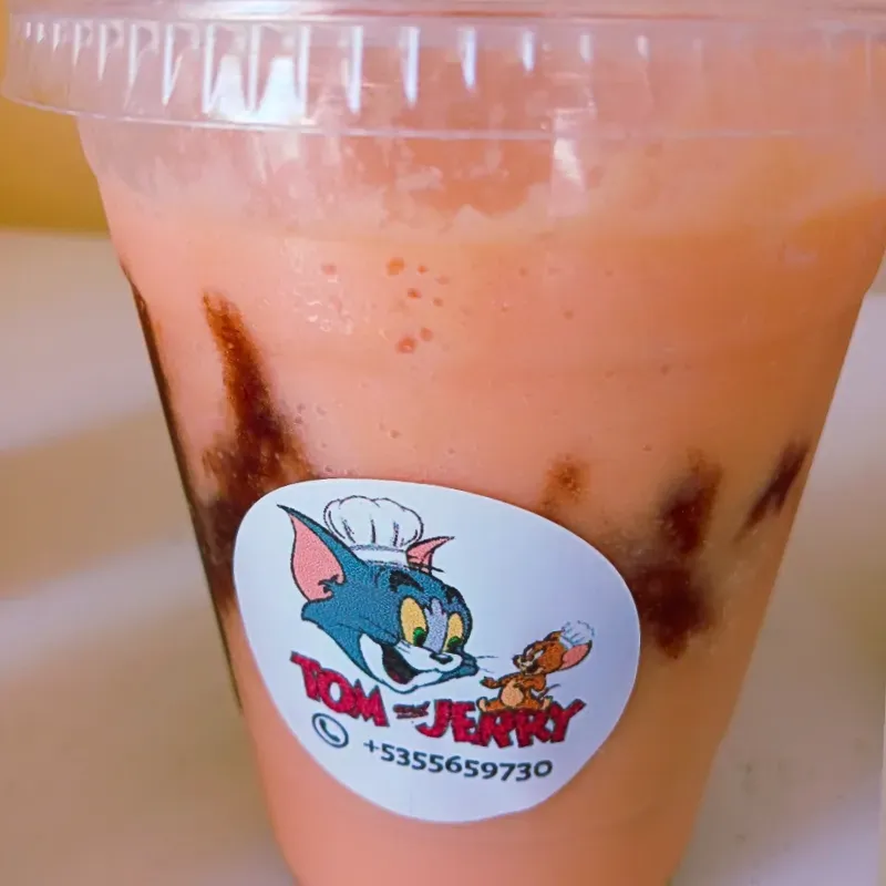 BATIDO DE FRUTA BOMBA