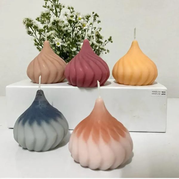 Vela Decorativa en Espiral de Varios Colores