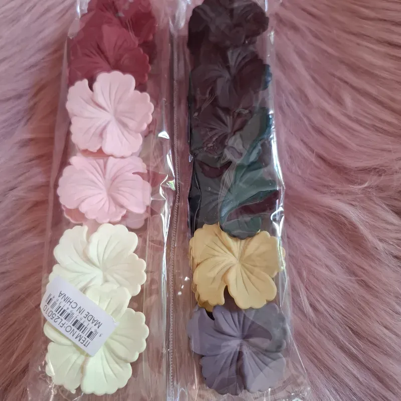 Pellizcos de Flores pequeñas mate 2