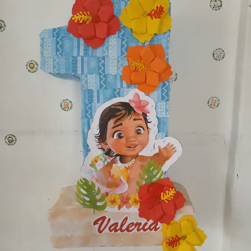 Piñata de Número 1 de Mohana Bebé
