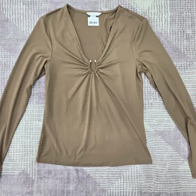 Blusa carmelita mangas largas