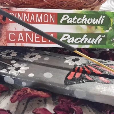 CANELA Y PATCHOULI