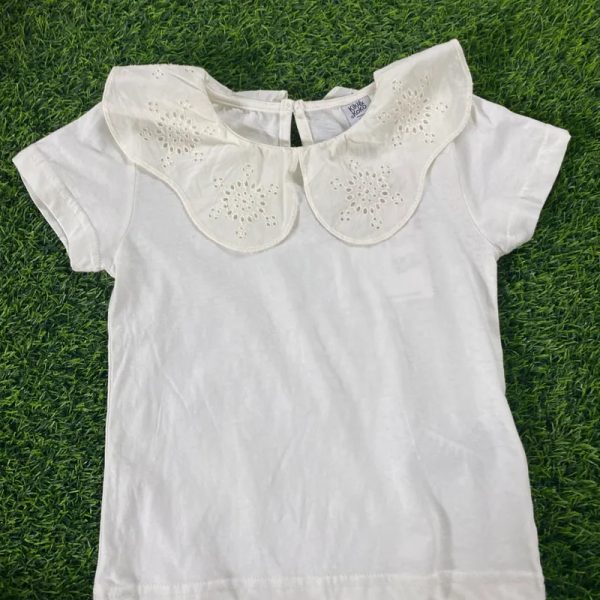 Blusa blanca de cuello