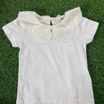 Blusa blanca de cuello