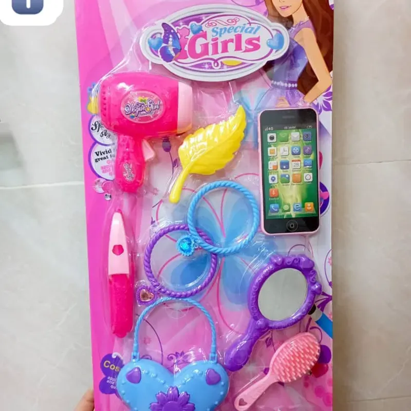 SET SPECIAL GIRLS CON CELULAR