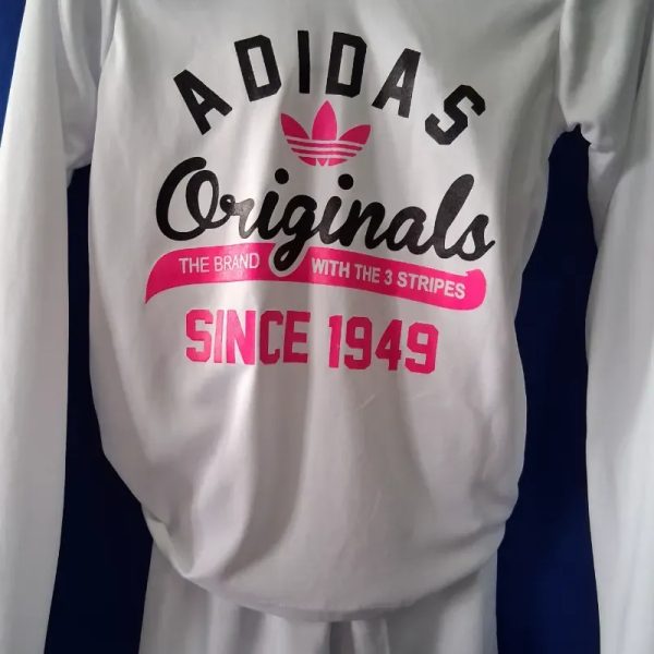 Conjunto short/ pulover manga larga