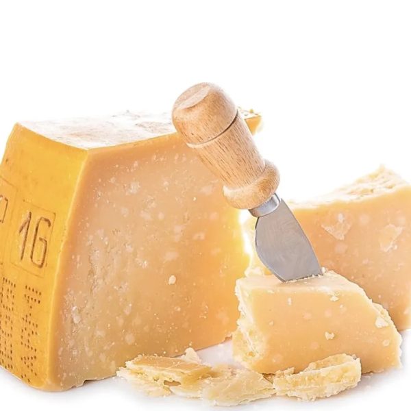 Empanada de queso parmesano