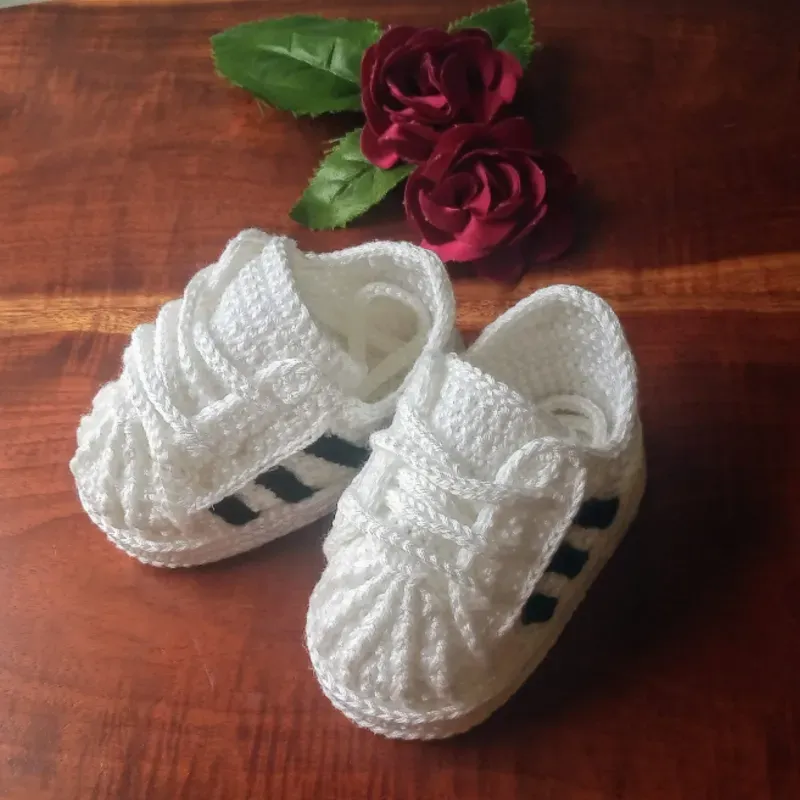  Zapaticos tejidos tipo Adidas !!!.✨