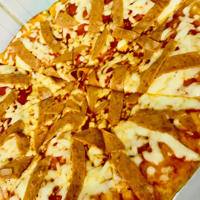 Pizza de Chorizo y Queso Blanco