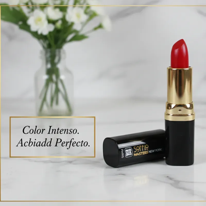 Labial en barra rojo