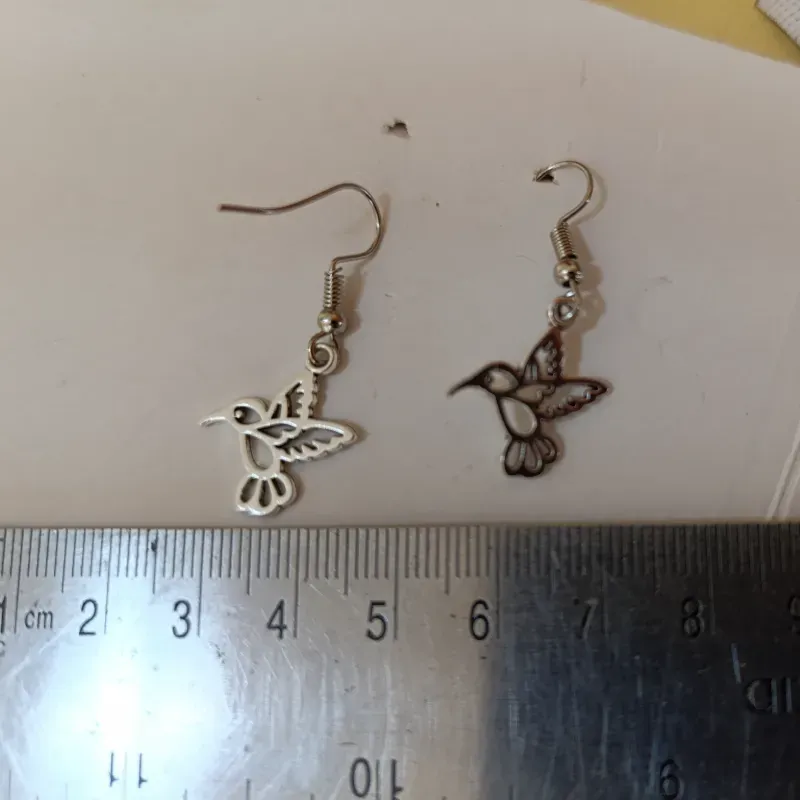 Dije en forma de colibrí