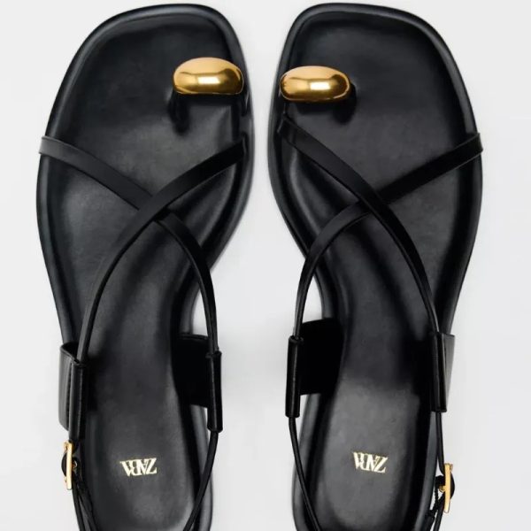 Sandalias