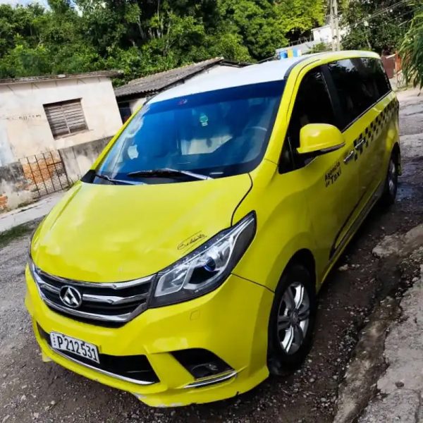 Maxus g10 ejecutivo 2016. Se busca en la Habana