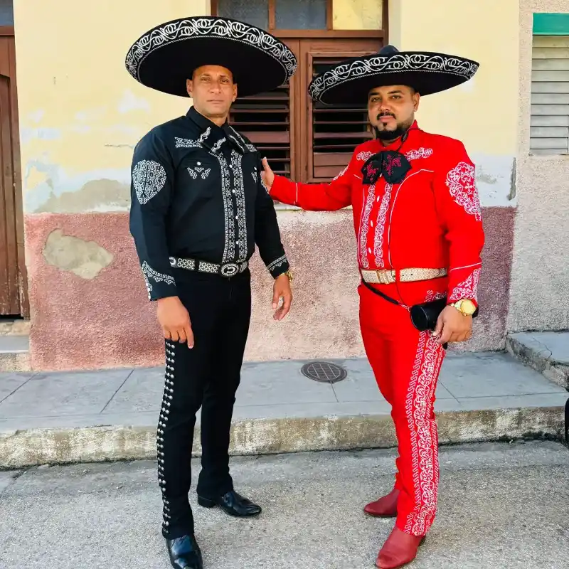 Pareja de mariachis