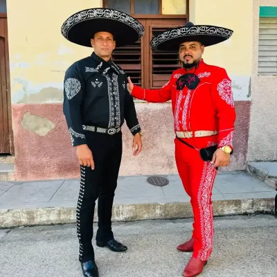 Pareja de mariachis