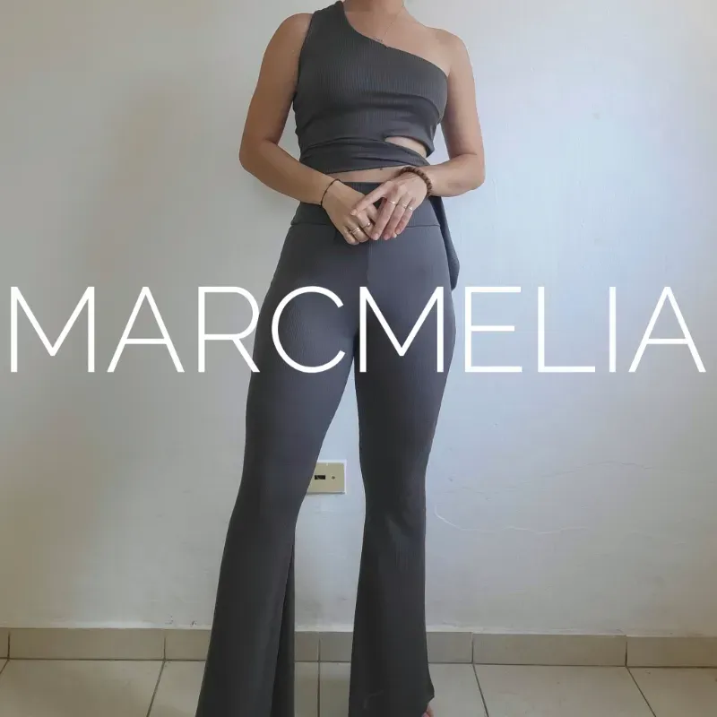 PANTALÓN POMPOSO/TOP YEN (ENCARGO)