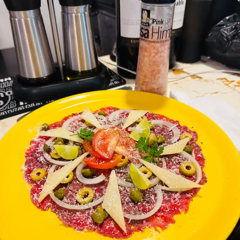 Carpaccio de res