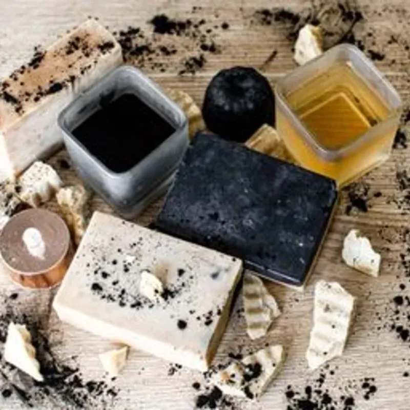 Jabón de carbón activado y miel