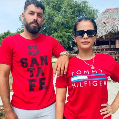 Pullover rojo adulto