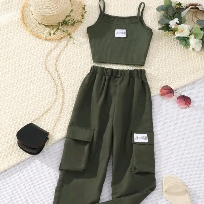  Conjunto de blusa y pantalón — Verde