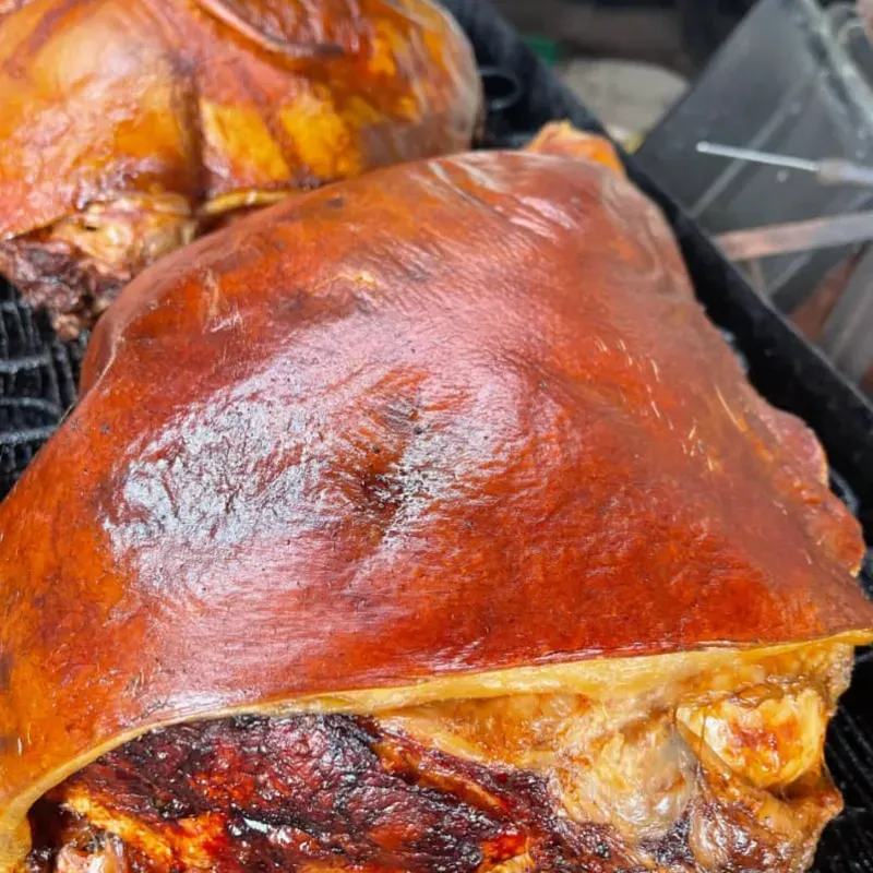 CENA CRIOLLA PARA 25 COMENSALES