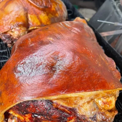 CENA CRIOLLA PARA 25 COMENSALES