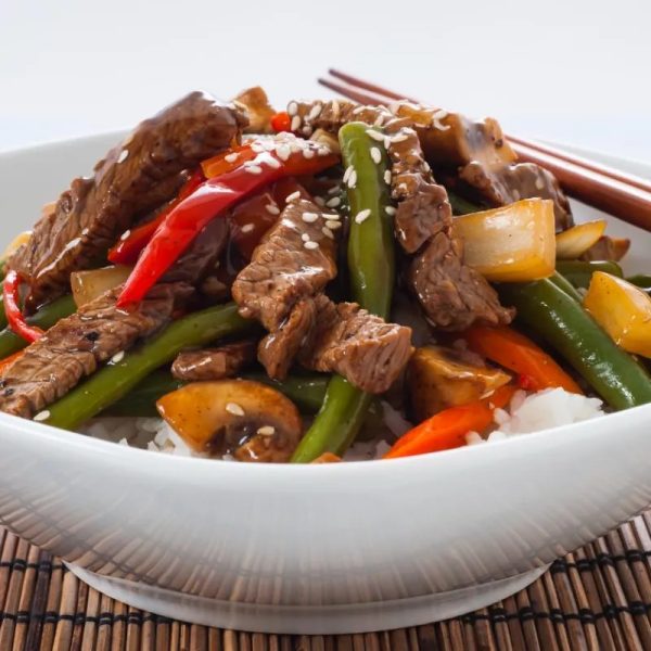 Res con verduras Thais
