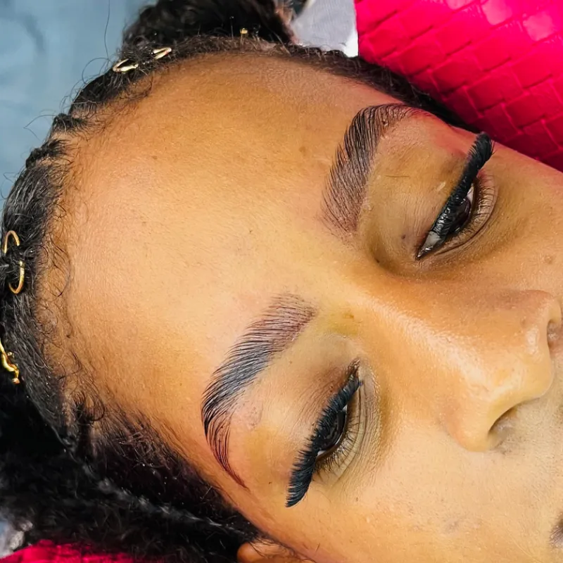 Laminado de cejas + Tinte