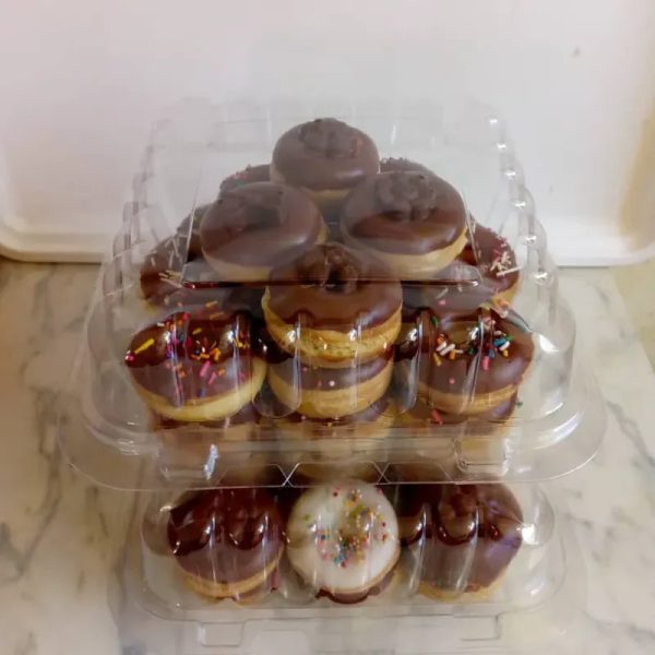 Caja con minidonas