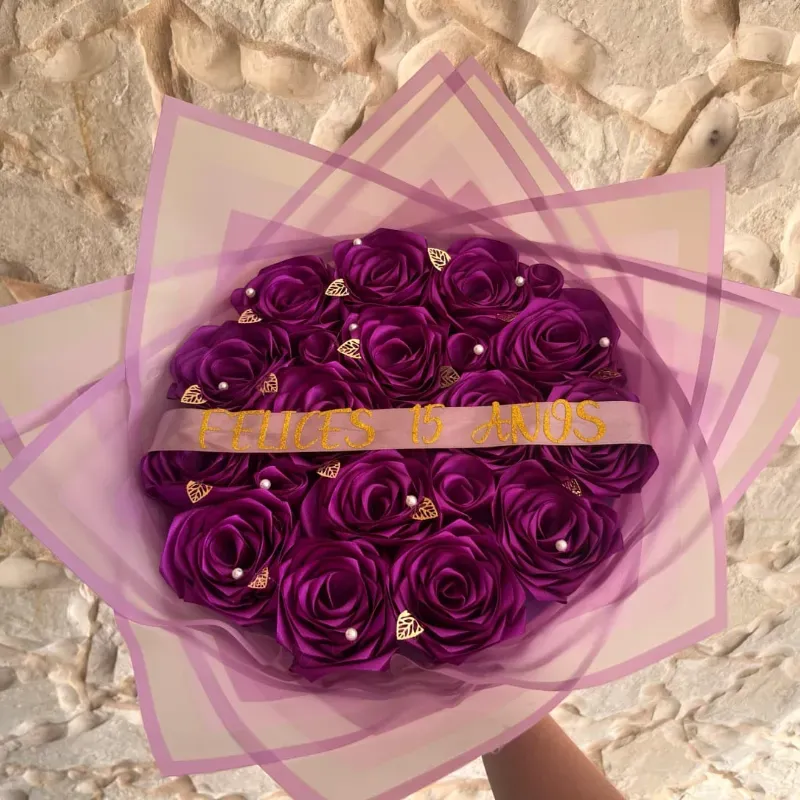 Ramo de rosas eternas