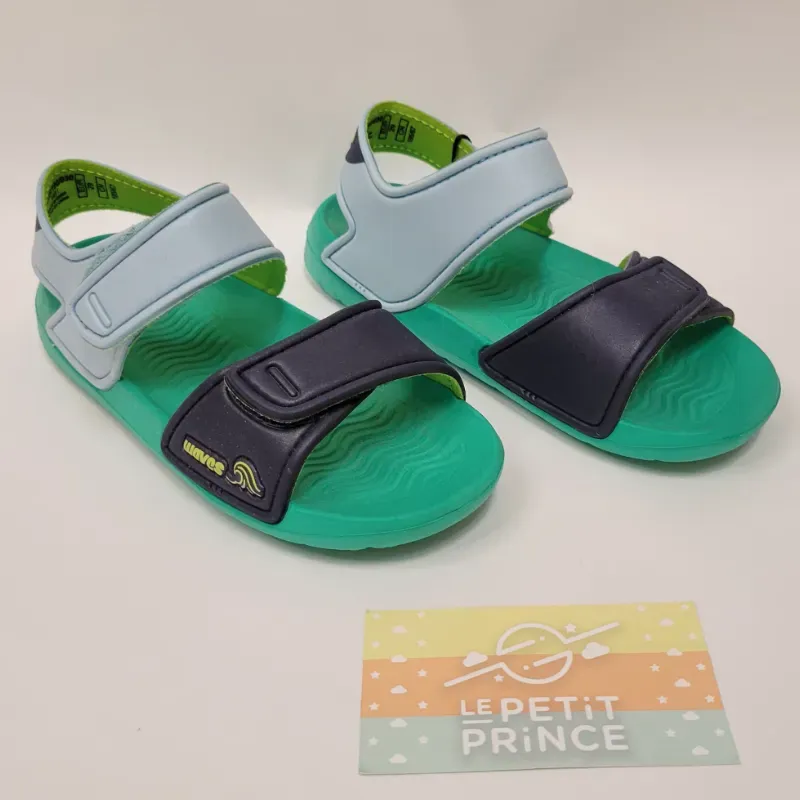 Sandalia multicolor LEFTIES