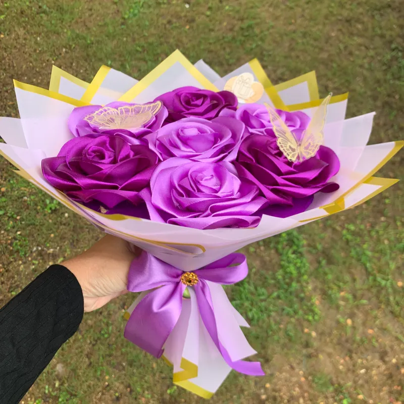 Ramo 7 Rosas Eternas