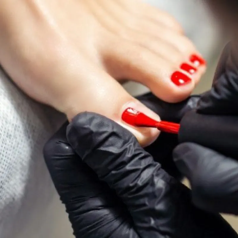 Pedicure Simple + Esmalte Regular