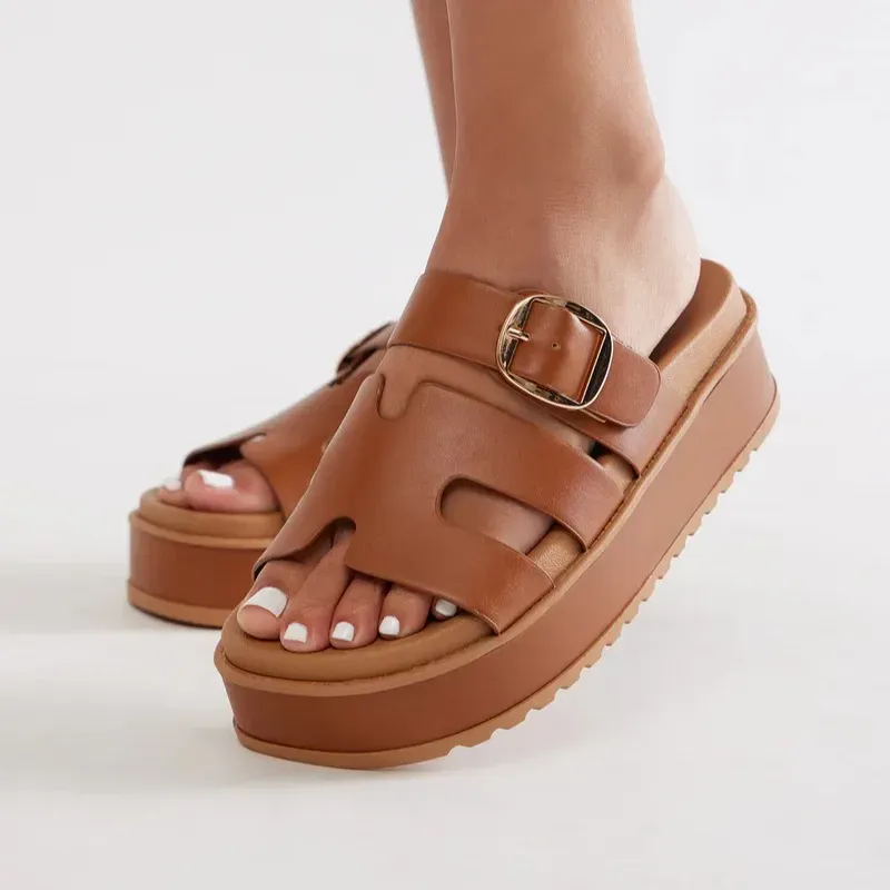 Sandalias tipo Hermes