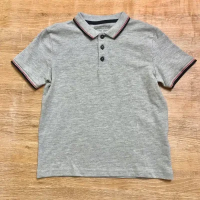 Polo color gris