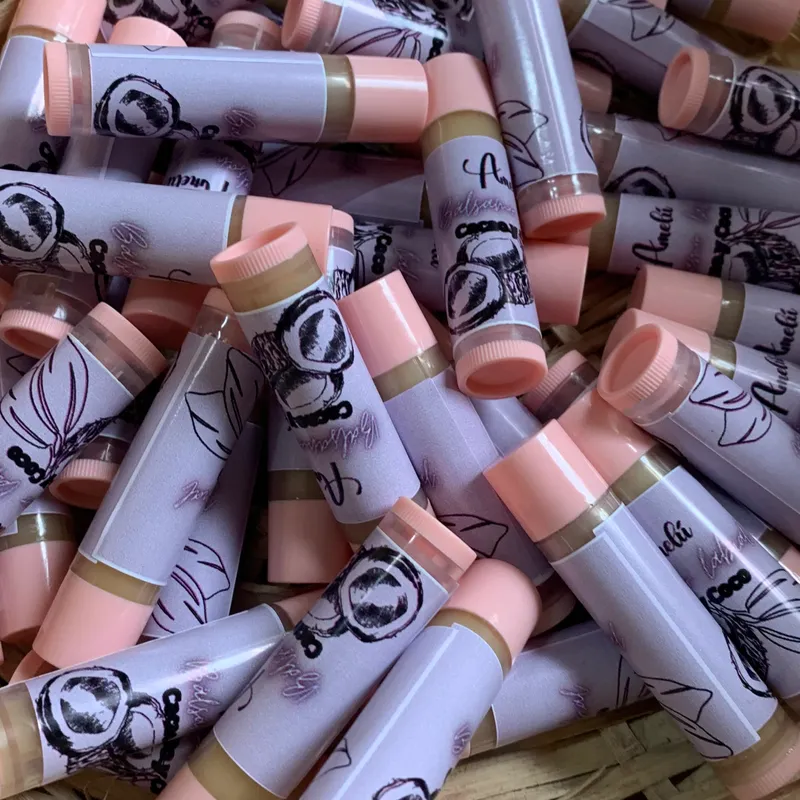 Bálsamo labial cacao y coco ( con aceite esencial de fresas )