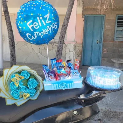 ✨Regalo + Cake+ Ramo de Flores Eternas ✨