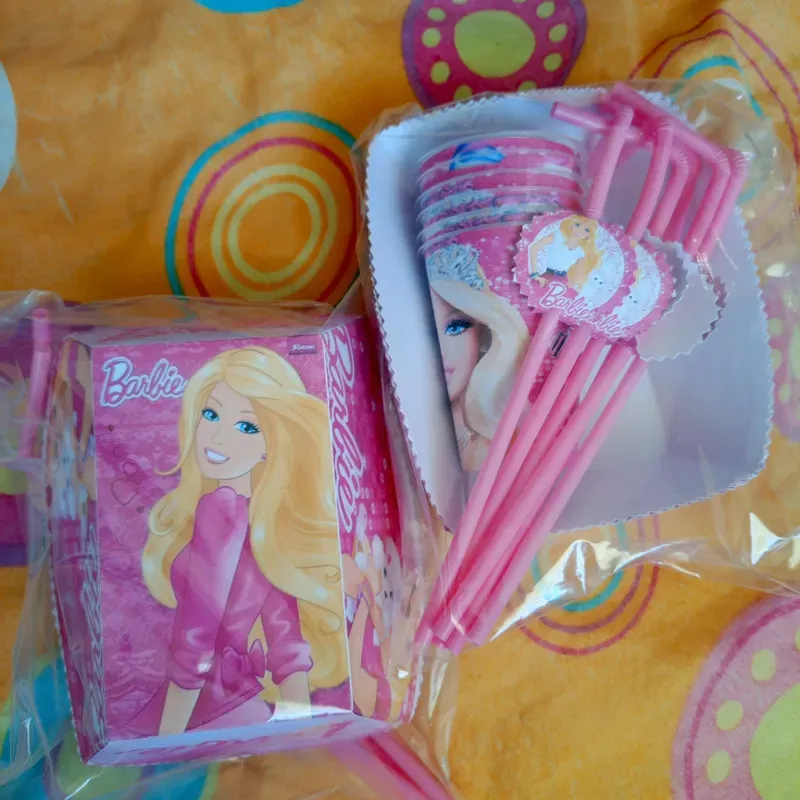 Set para buffet Barbie 18pzas