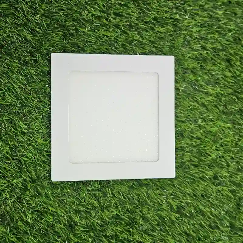 Luminaria empotrable cuadrada 18W